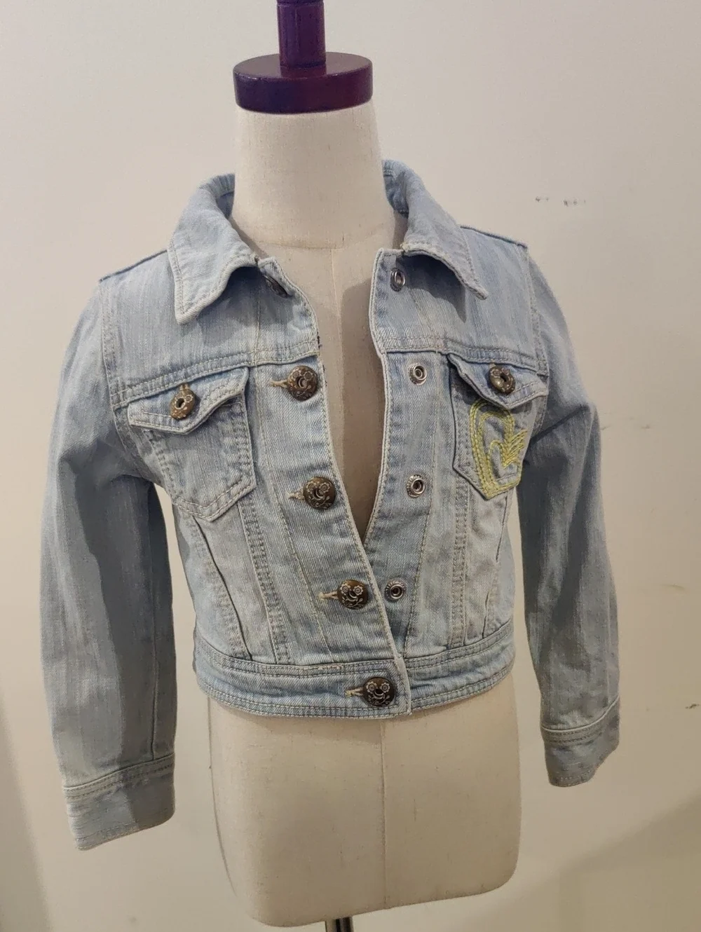 Children's Place Light Blue Girls Denim Jacket Embroidered Heart Accent Y2K Retr